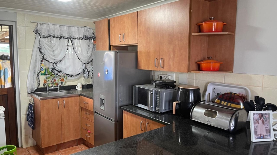 2 Bedroom Property for Sale in Forest Hill Eastern Cape